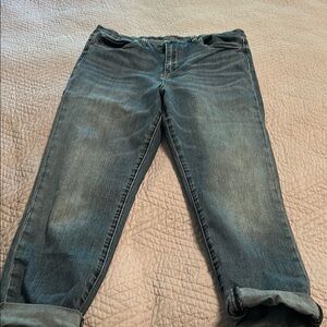 Blank NYC Women's Cropped Blue Jeans